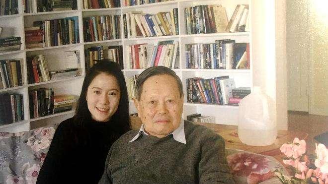 预告片|杨振宁被曝曾病危，是翁帆用爱的力量将其唤醒：似有超自然的力量