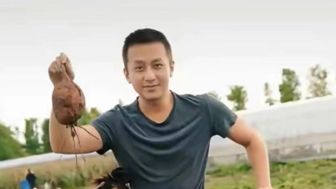 孙俪|邓超近照暴瘦，五官大变样，孙俪也眼凸脖子鼓，这对夫妻怎么了？