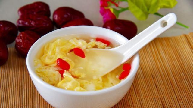 短发 同样母乳喂养，为什么自己越来越胖？新妈妈请勿闯入2个瘦身误区