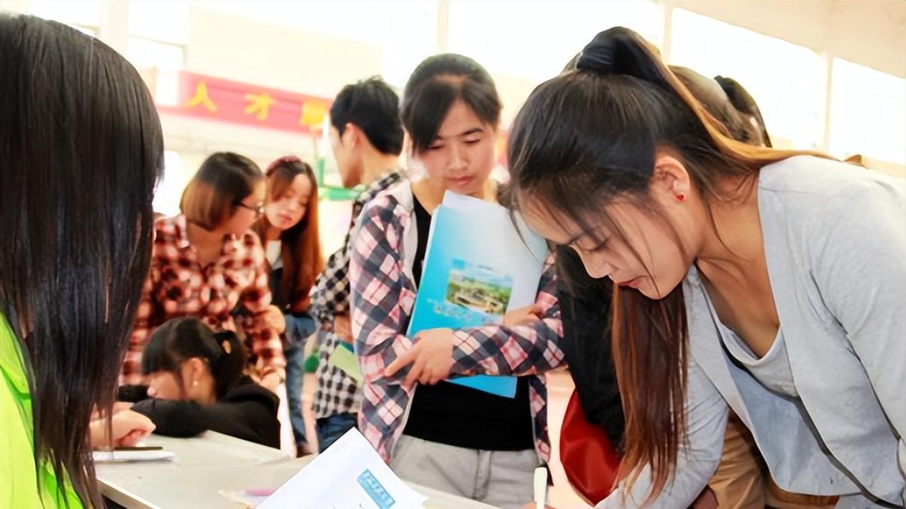 事业单位|教育部直属事业单位公开招聘，紧缺人才岗位仅面试，无需参加笔试