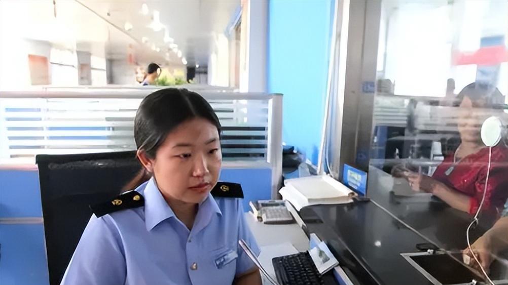 大学生|一国企开启社招，部分岗位没有笔试只有面试，三类毕业生优势明显