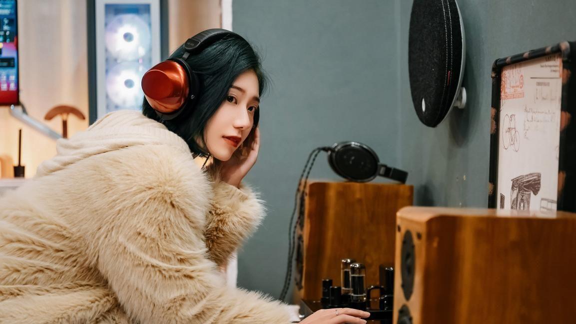 hifiman|馥郁均衡，动圈HIFI大耳的一股清流 HIFIMAN海菲曼 HE-R9试听浅析