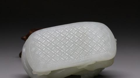 奇石|回流 舊藏和田玉籽料“望子成龙”.