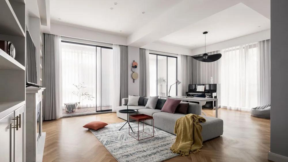 中交地产|“横厅”实在大气美观，作为过来人，下套房子一定选横厅，倍有面