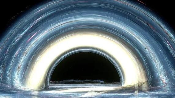 距地球50亿光年，哈勃拍到爱因斯坦十字，无法想象，它真的存在