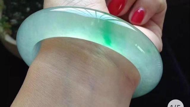 冰种翡翠|几百块就能买到冰种翡翠？殊不知成本才10几块，你中招了没有