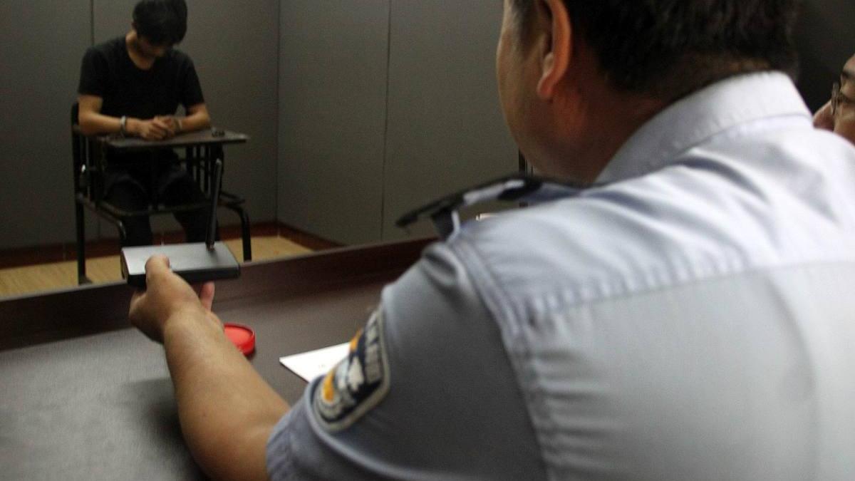 湖北女子裸睡遭小偷入室强奸，事后惊醒：你是谁？你不是我老公