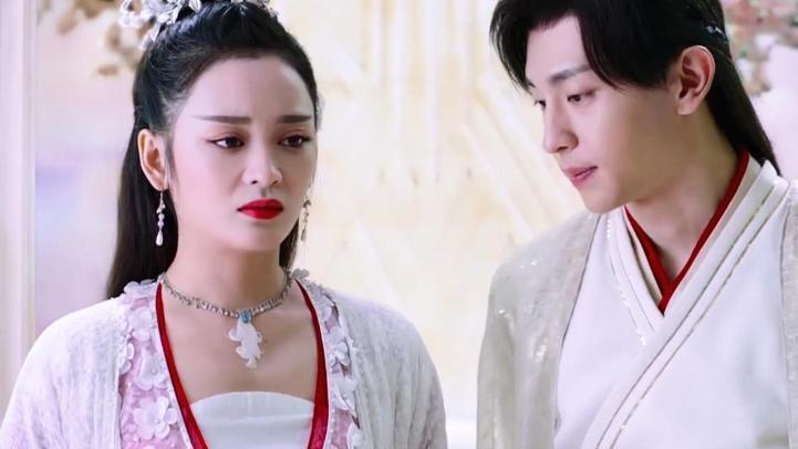 旭凤|《香蜜》穗禾，本想站在权力的巅峰，未想却因爱化骨成灰