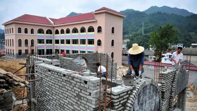 农村宅基地|农村自建房管理升级，农民建房有“六不准”，有宅基地也不行！