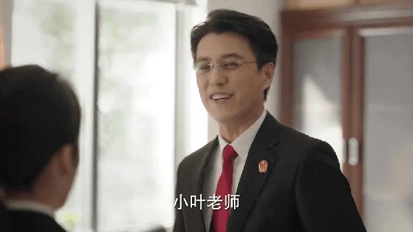 金世佳|首播即拿下双冠军，15位实力派压阵，靳东这部新剧已露出剧王潜质