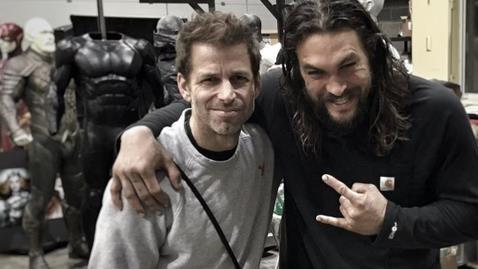 黑亚当|继亨利卡维尔客串《黑亚当》后，粉丝呼吁扎导回归DC宇宙