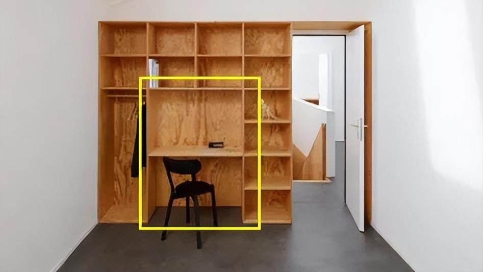 砌墙隔断多此一举，装个柜子就能代替，隔断和收纳都能兼顾