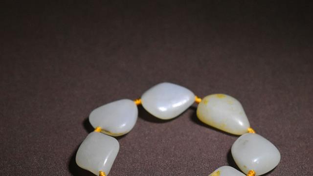 |和田玉戴久了能出油？到底真的假的？