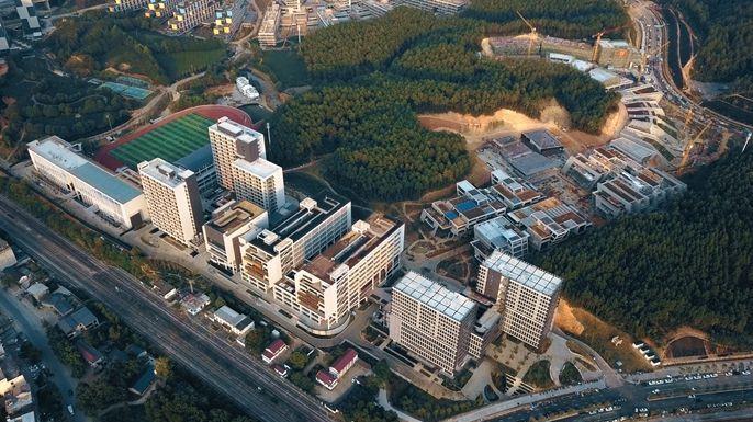 大学|景德镇艺术职业大学正式揭牌