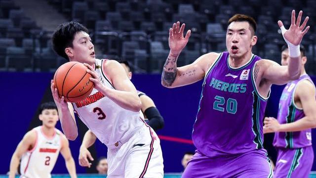 山东男篮或提前锁定4强！球迷直呼，这笔交易太赚了