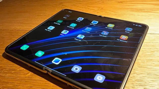 折叠屏|曾供不应求如今跌价800元，12GB+512GB，折叠屏旗舰售价更亲民了