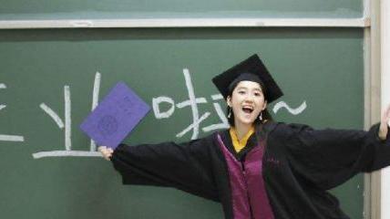 医生|男生想娶的女生职业排行，会计无奈垫底，榜首意外受到婆婆青睐