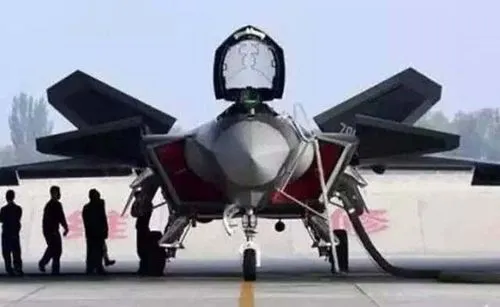 显示器|J-20公开座舱显示屏画面，公知突然喷不动了