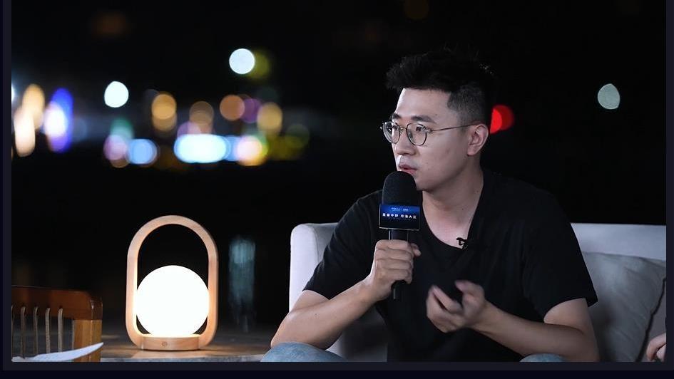 ColorOS|全新升级的坚果O1S让生活变得有趣有料，新华社也给出了高评价