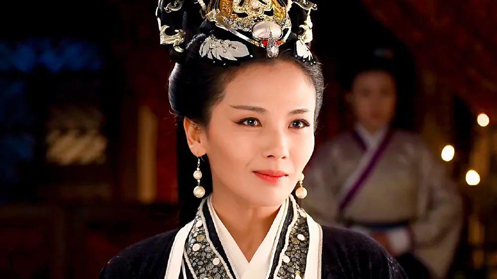 芈月|芈姝挑拨孟嬴和芈月的关系，她图什么？