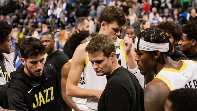 爵士捡宝！戈贝尔交易添头令安吉狂喜1特质做球队内线支柱