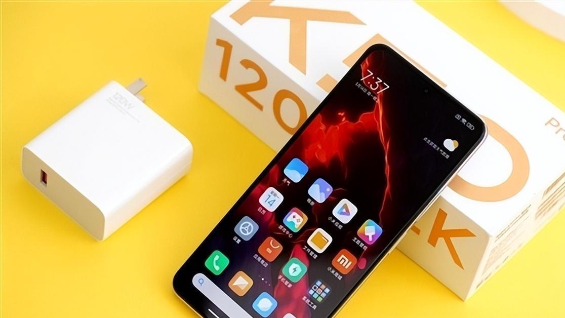 核电|2023旗舰守门员？红米K60正式入网，这配置打几分？