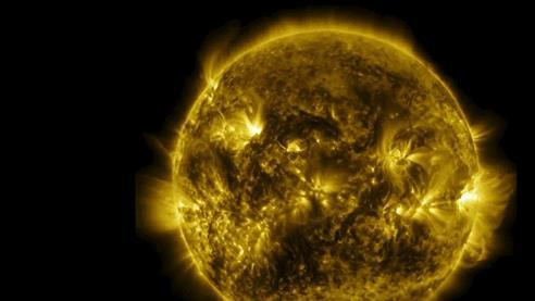 太阳“熄灭”人类多久才能感知？是8分钟吗？准确来说是10000年