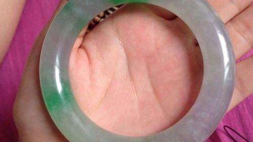 翡翠|不懂翡翠没关系！只要别买这些“智商税”，就已经赢过80%的新手