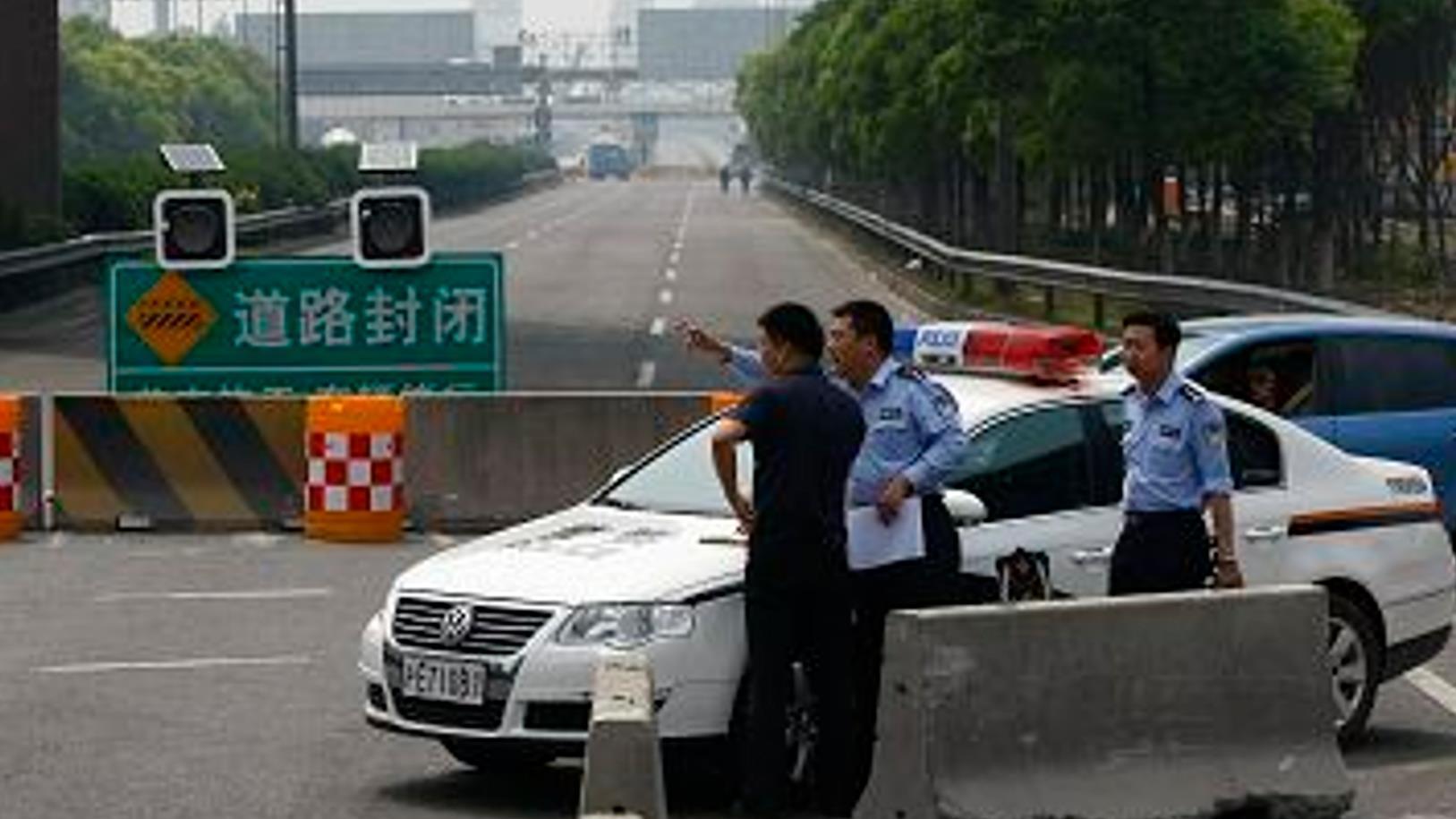 97年辽宁特大抢劫案，3名劳改犯袭警抢走4把手枪，最终结局如何？