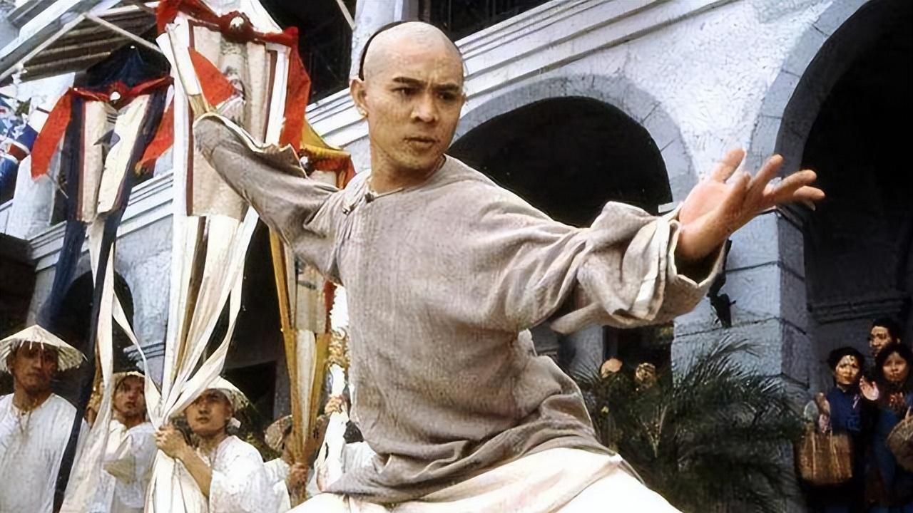 李连杰|狄龙错过的角色被李连杰捡漏，一记凌空七脚惊艳世人，成就经典