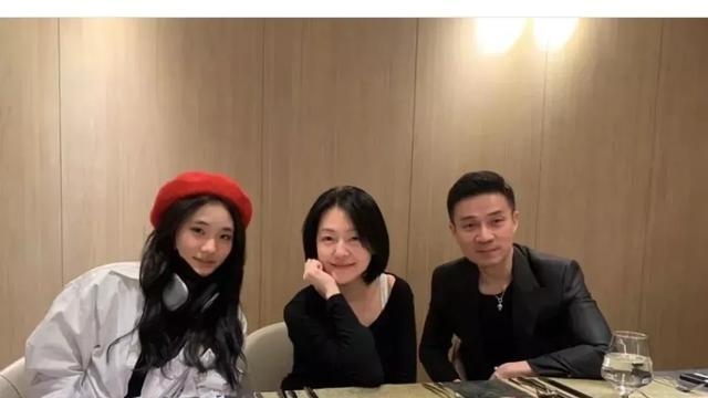 汪小菲|授人以柄！汪小菲深夜直播这一出，s家终于可以放心笑出声了