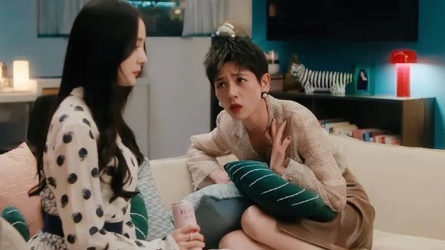 李晓峰|刘恺威认爱新欢李晓峰，认为她相处起来舒服，对她进行霸总式追求