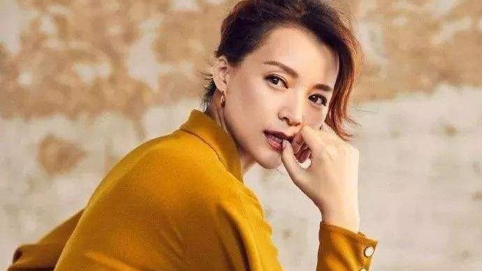 修容 这才是优雅得体的中年女人：穿衣不俗，体态不崩，知性高级不油腻