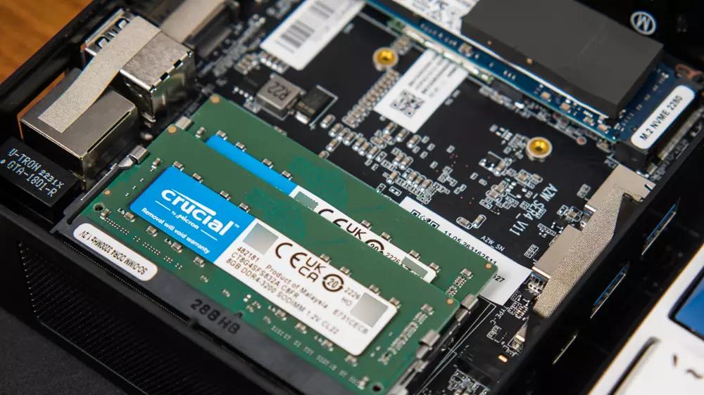 跑分|可以装进口袋的电脑，不到2K跑分超71万，迷你主机真的能行？