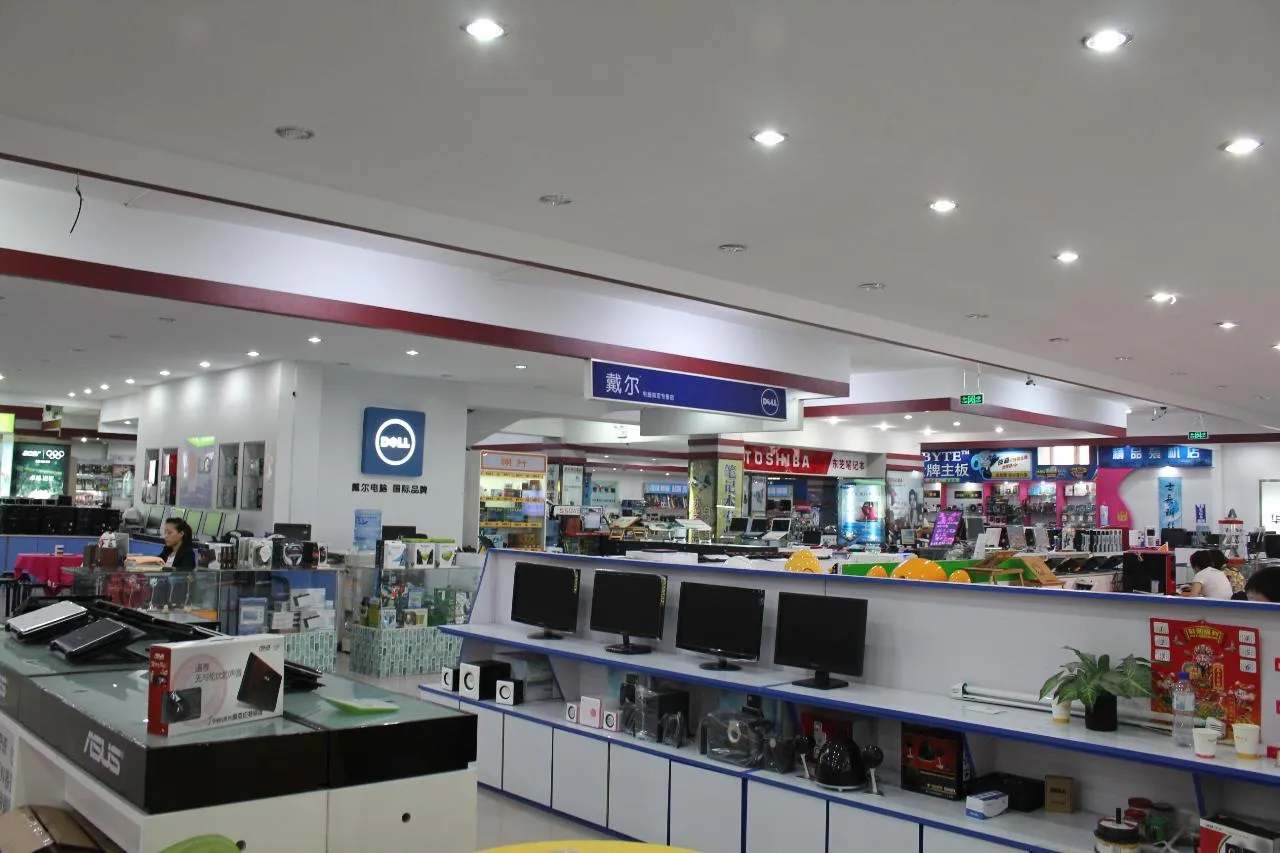 小米科技|为什么电脑城总喜欢给电脑装盗版系统，明知品牌整机内置正版了?