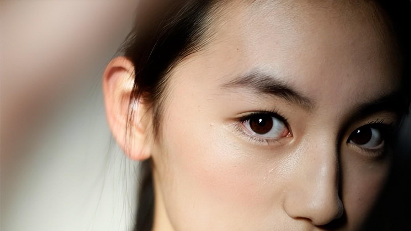 林青霞|媲美林青霞，15岁当选宝矿力美少女，这张脸可以为所欲为吧