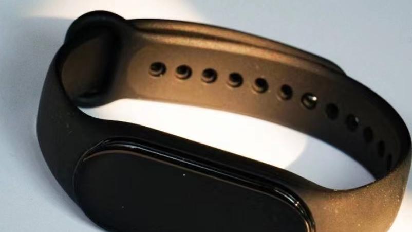 电子商务|小米手环7真的很香，从一代到如今更新换代，越来越优秀