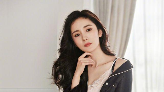 杨幂|性感的杨幂，才华颜值都集于一身了！