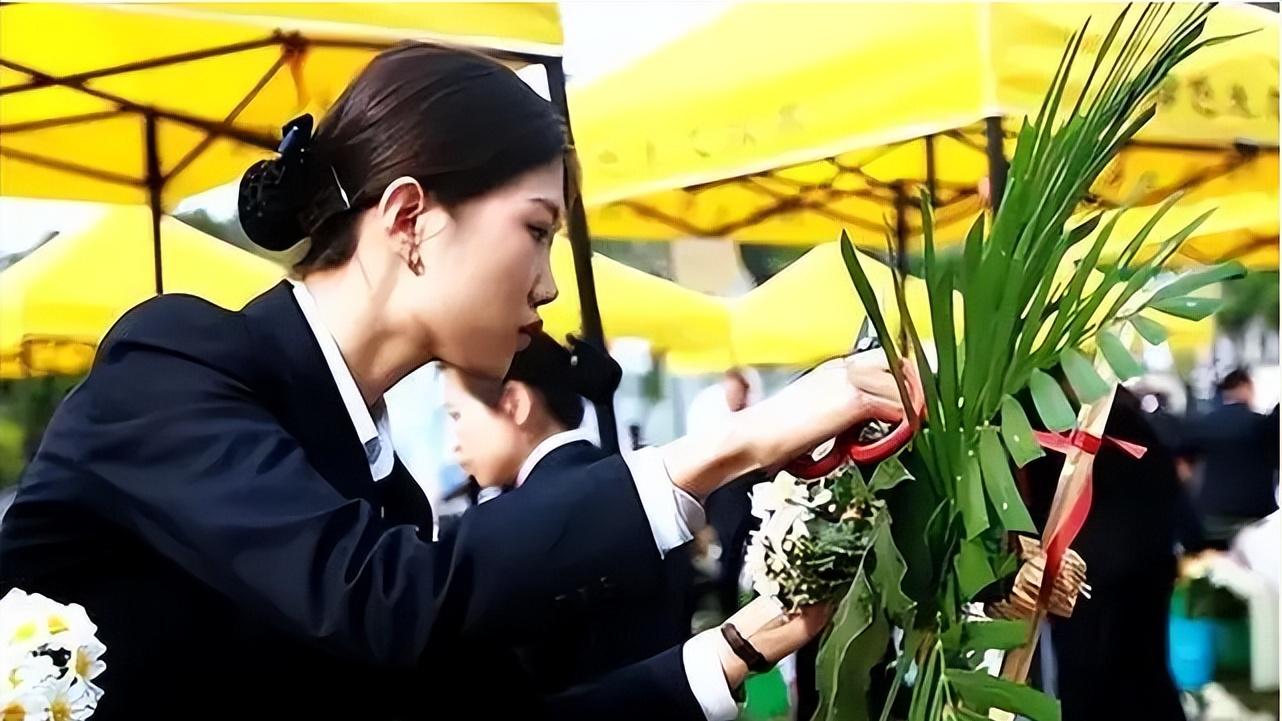 招聘|殡仪馆秋季招聘开始了，虽然行业很“恐怖”，但是工资数额是真香