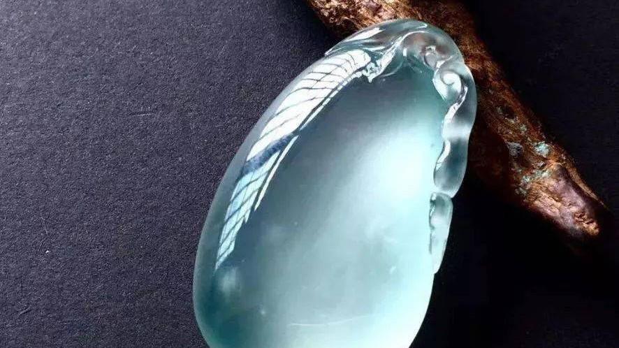 翡翠|知道「豆糯冰玻」就算行家？殊不知老种翡翠和嫩种翡翠才是关键