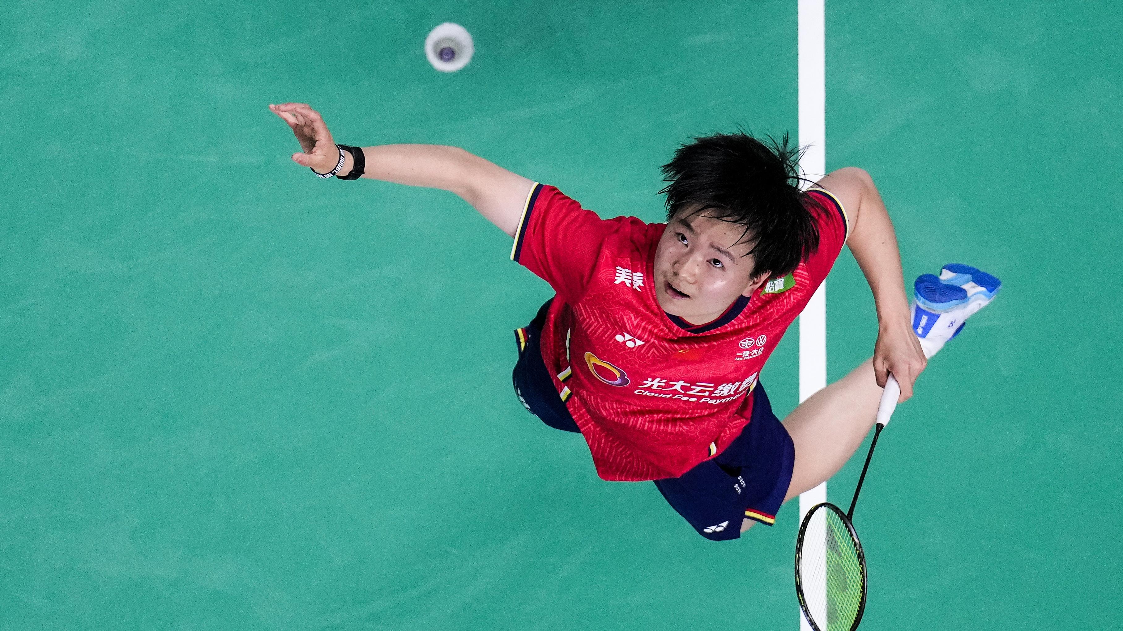 何冰娇|连赢三场速胜！国羽3-0横扫印尼晋级尤伯杯4强，何冰娇逆转黑马