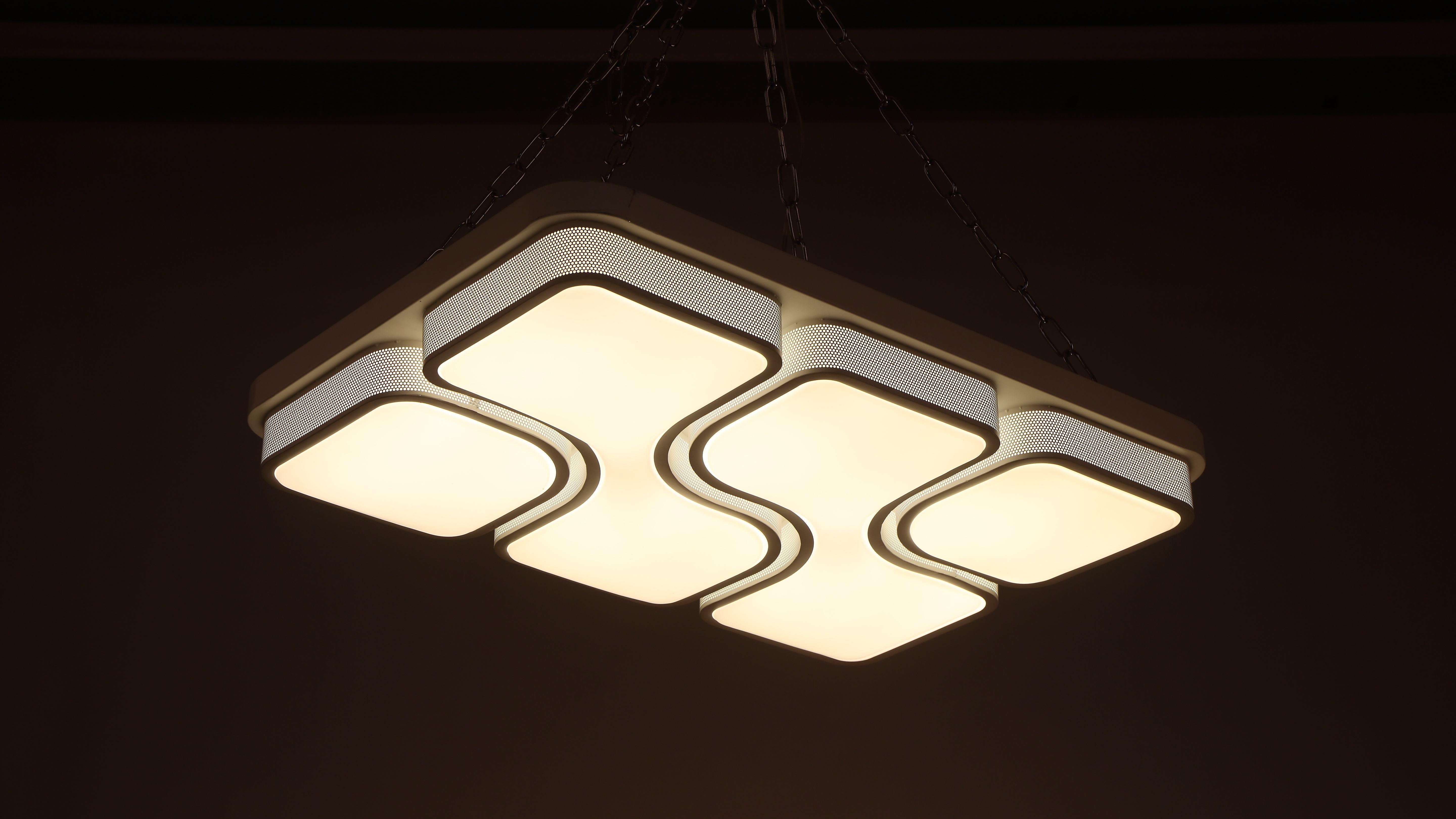 家居灯具如何选购？