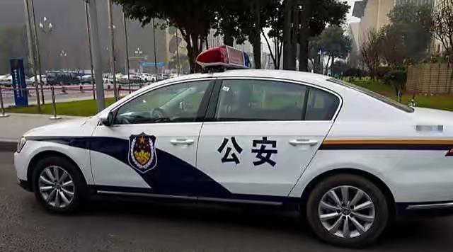 河南发生重大刑事案，嫌犯信息披露，逃跑时画面曝光，至今未抓获