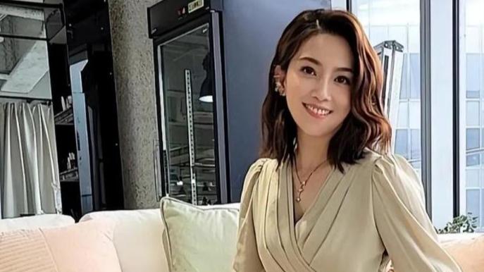 写真|38岁知性女星被曝当小三，深夜发私密照给已婚男，遭男方妻子告上法庭！