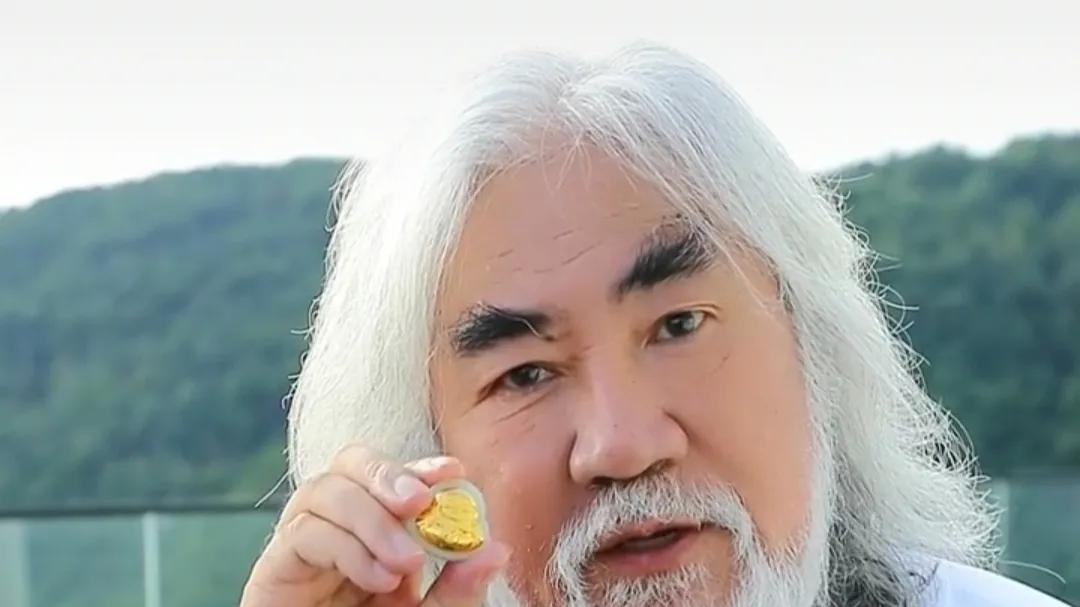张纪中|知名导演张纪中，公开喊话：大家不要买金镶玉！