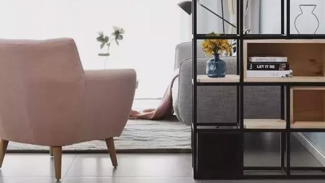 隔断救玄关、客厅、收纳，不花一分钱白赚5平米