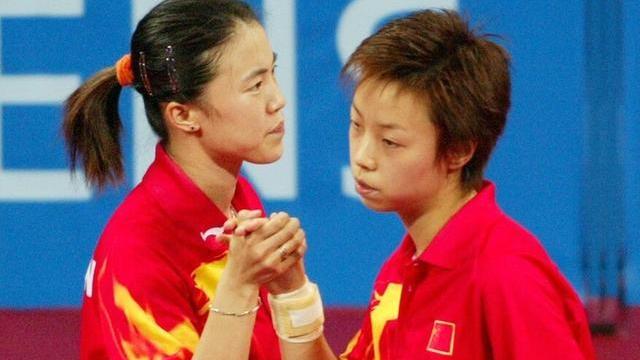 张怡宁|5年后回看王楠张怡宁，多年“恩怨”的疑团消散，两姐妹儿女双全