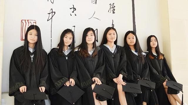 大学|大学女生普遍后悔报考的专业，师范类榜上有名，榜首难找另一半