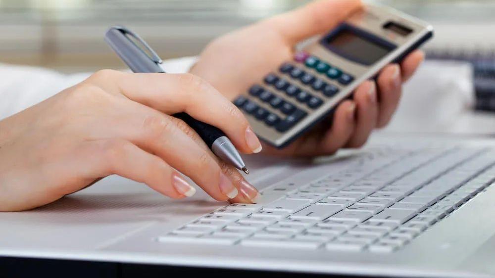 黑色星期五|财务危机加剧，英国电商网购圣诞支出将减半！瞄准黑色星期五