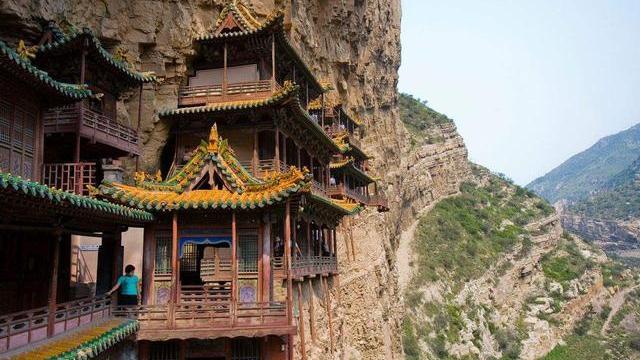 江西|中国最危险的4大寺庙，有一座至今“无人登顶”